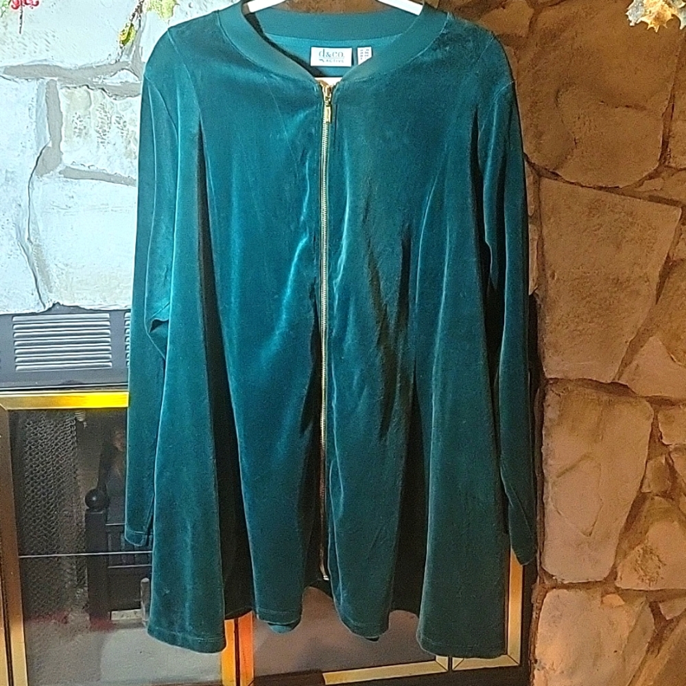 Quacker Factory Velour Jacket with gold zipper Emerald green 2X